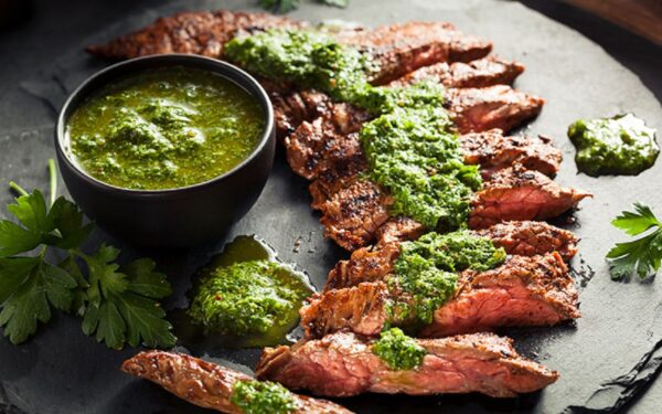 Tagliata di maialino Iberico con chimichurri